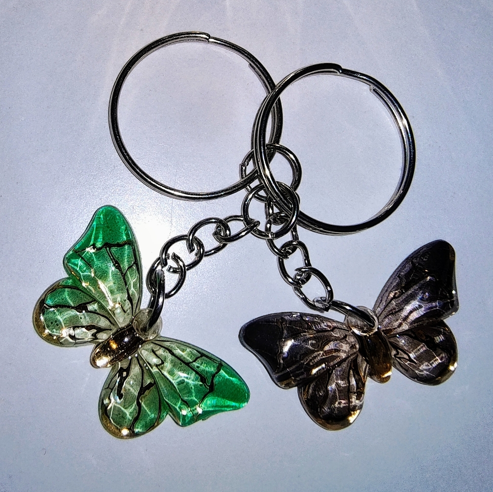 2-Pack Assorted Butterfly Keychains, Acrylic Cute Butterfly Key Rings